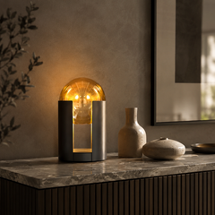 Lumbre Lámpara de Mesa con Cúpula de Cristal Ámbar y Base Cilíndrica Negra 3