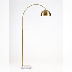 Doré lámpara de pie LED regulable en dorado