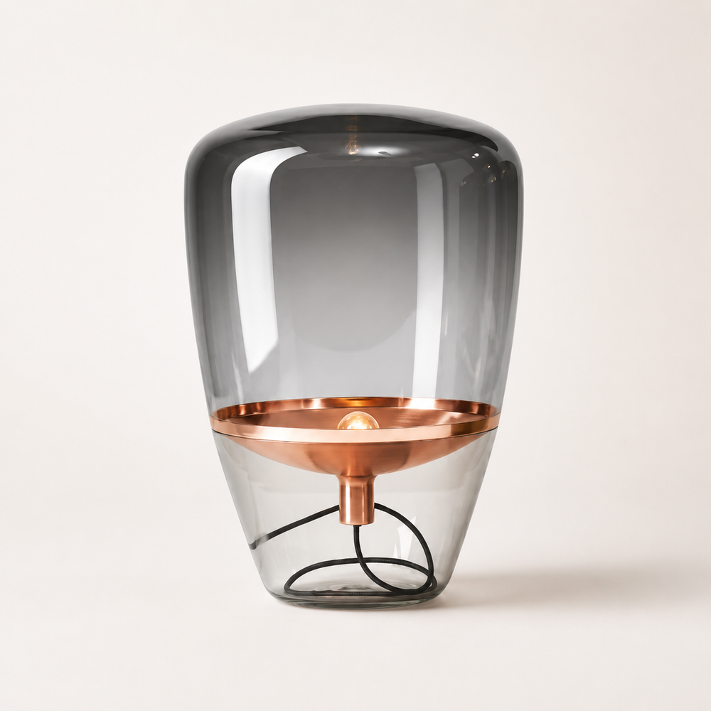 Bruma Lámpara de Mesa LED con Cúpula de Cristal Soplado y Detalle Metálico oro rosas 1