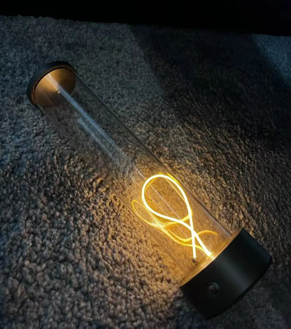 NébulaVela lámpara mesita de noche sin cable LED táctil con carga Type-C