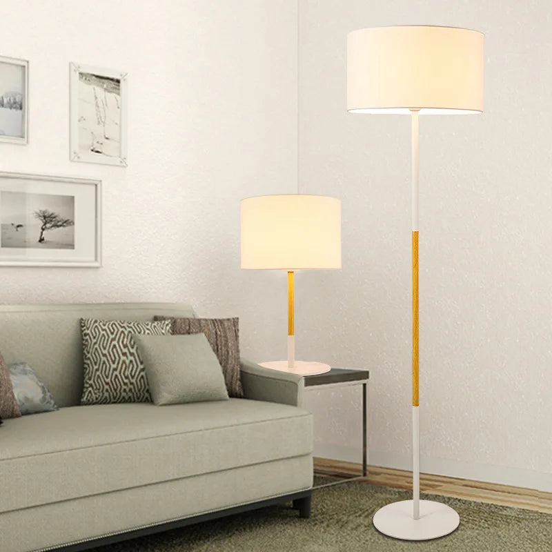 LúminaSeda lámpara de mesa táctil posmoderna E27 2700–6000K (CRI 90)