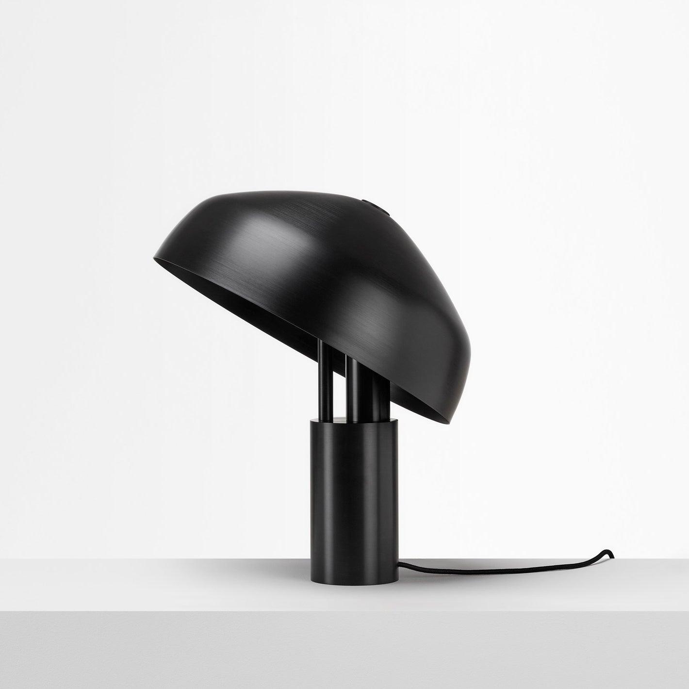 Orvella Magnetis – lampara de escritorio orientable 360° con unión magnética, metal, casquillo E27 y enchufe EU