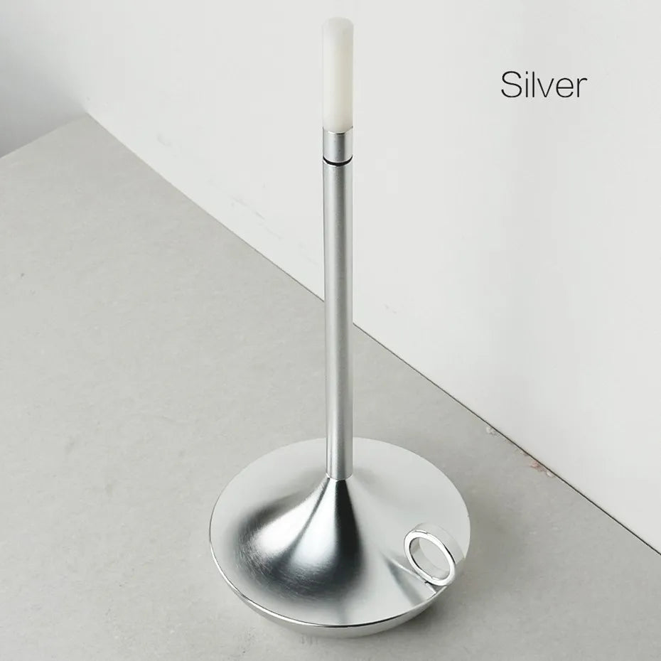 Lámpara de mesa LED inalámbrica y recargable Wick