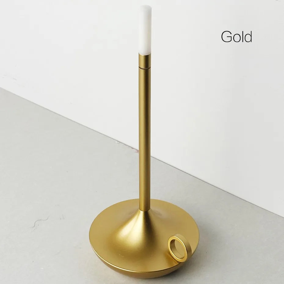 Lámpara de mesa LED inalámbrica y recargable Wick