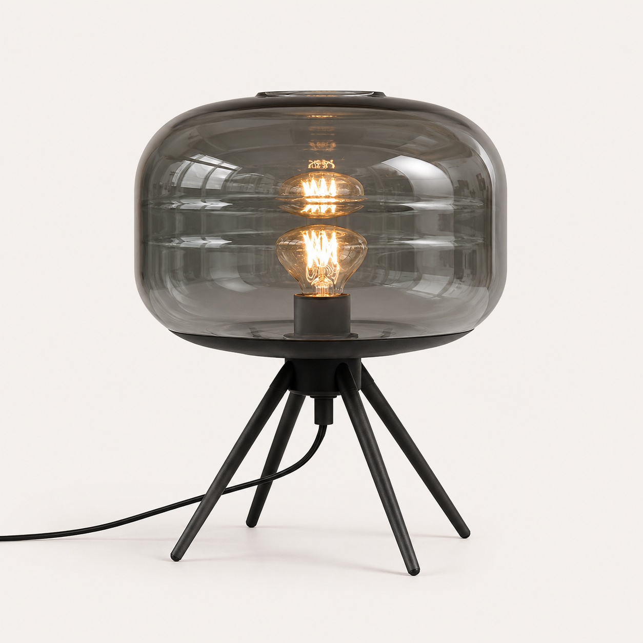 Saturno Lámpara de Mesa LED con Cúpula de Cristal Tintado y Trípode Metálico conac