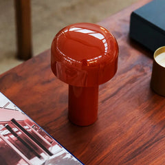 Lámpara de mesa táctil inalámbrica: luz cálida a fría, delgada y portátil