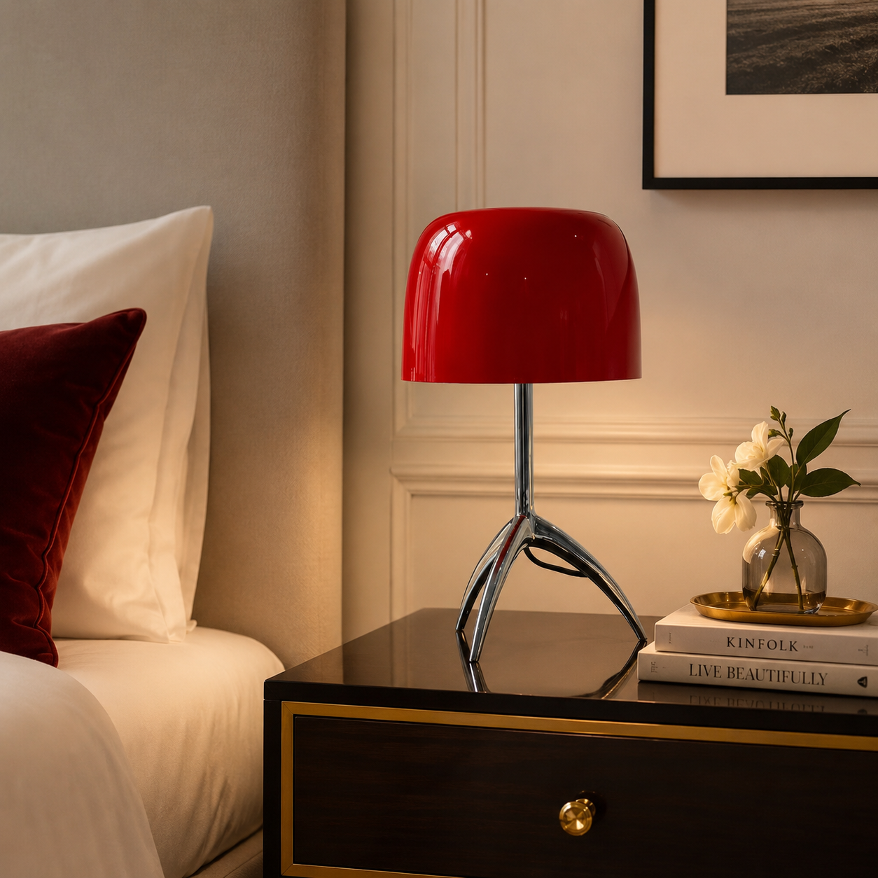 Yema Lámpara de Mesa LED Retro con Cúpula de Cristal y Trípode de Latón rojo 2