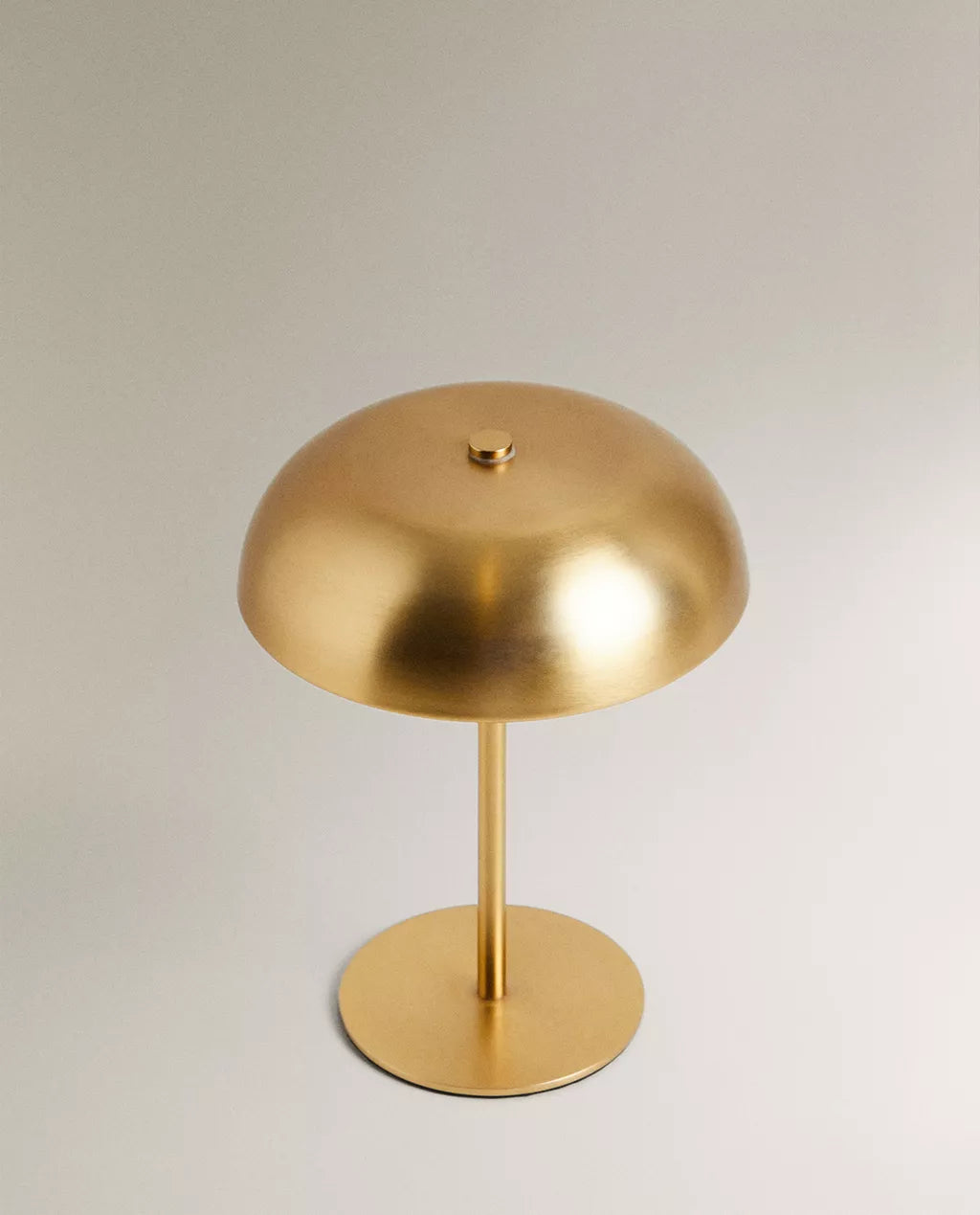 Naos Glow lámpara de mesa sin cable regulable LED