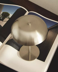 Naos Glow lámpara de mesa sin cable regulable LED