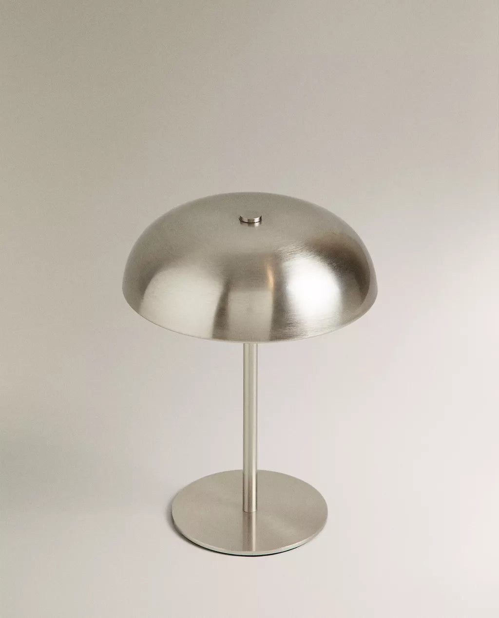 Naos Glow lámpara de mesa sin cable regulable LED